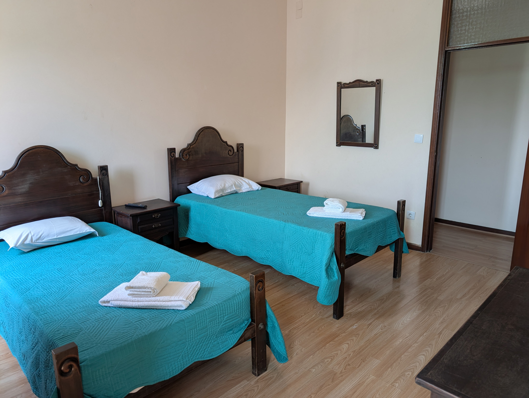 Foto 1, 2 x Cama de solteiro | Catavento