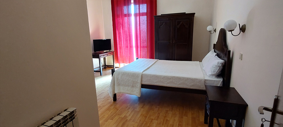 Foto 0, 1 x Cama de casal | Catavento