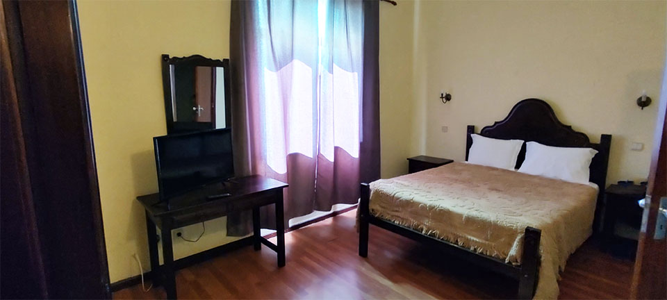 Foto 0, 1 x Cama de casal | Catavento