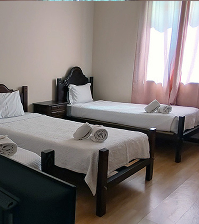 Dormida em Espinho, Quarto 211  - Catavento